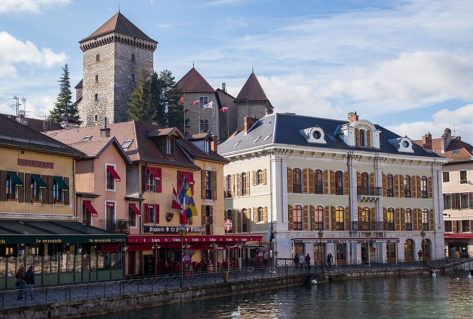 T-shirt Alpes : 8 villes et stations de montagne à afficher fièrement