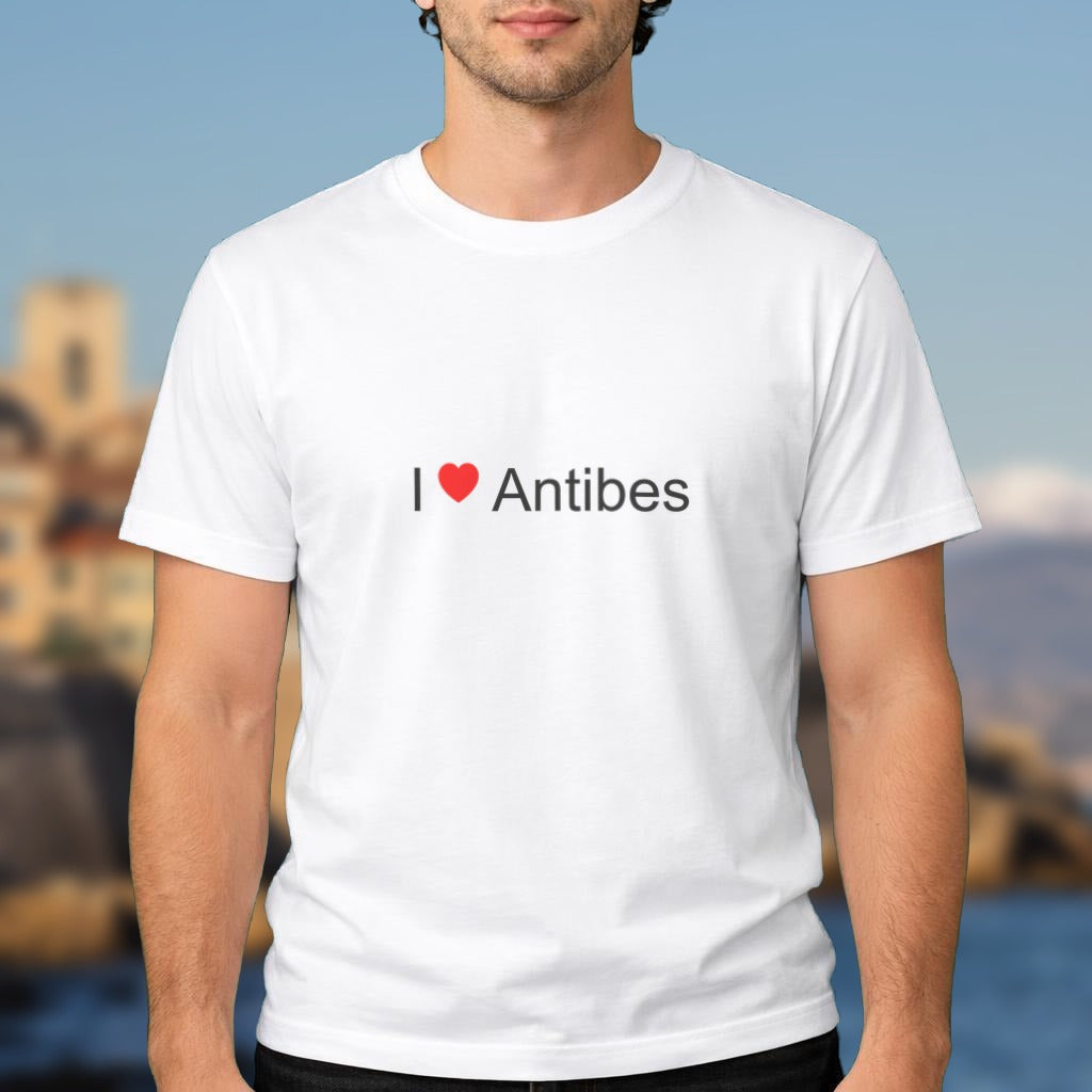 T-shirt I Love Antibes porté