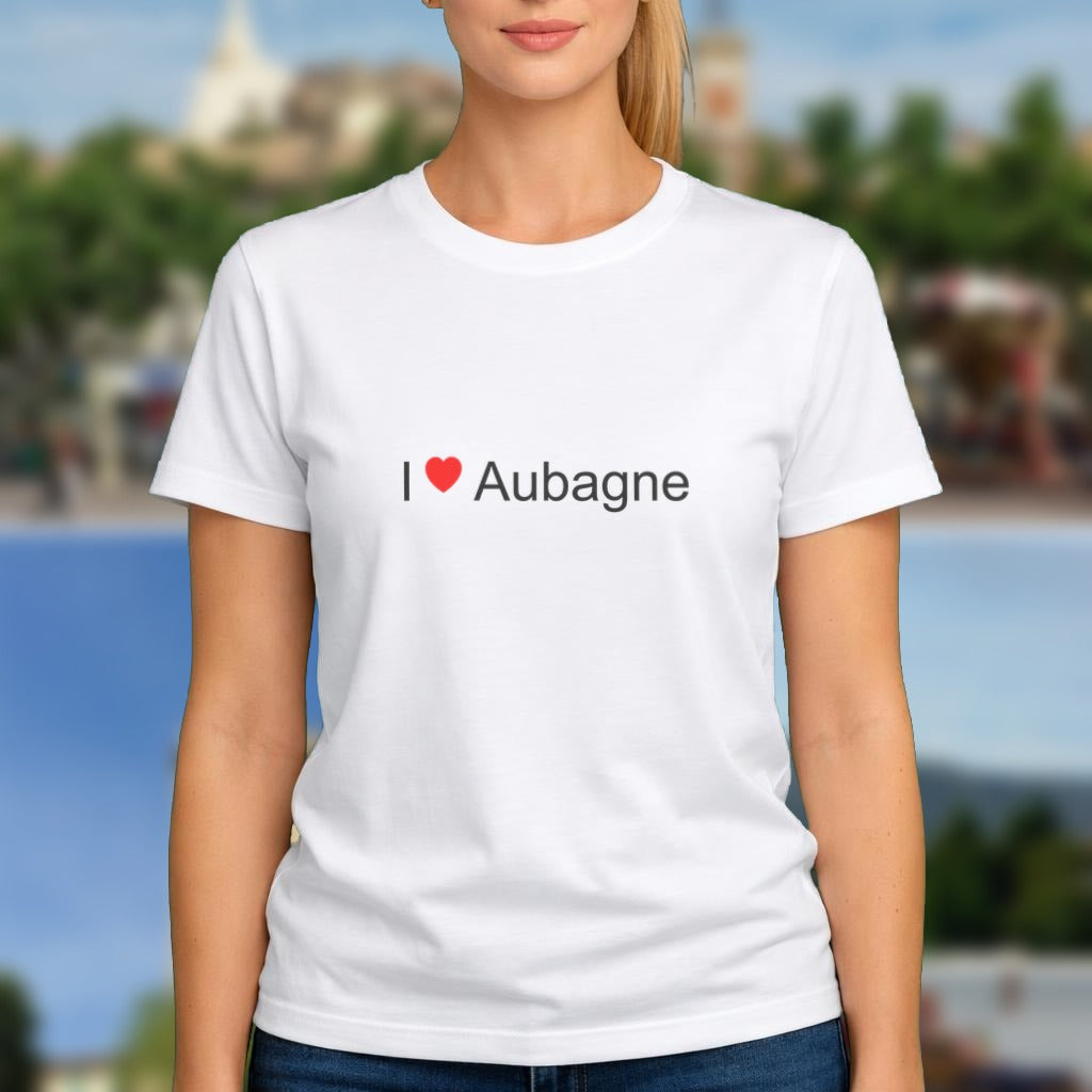 T-shirt I love Aubagne porté