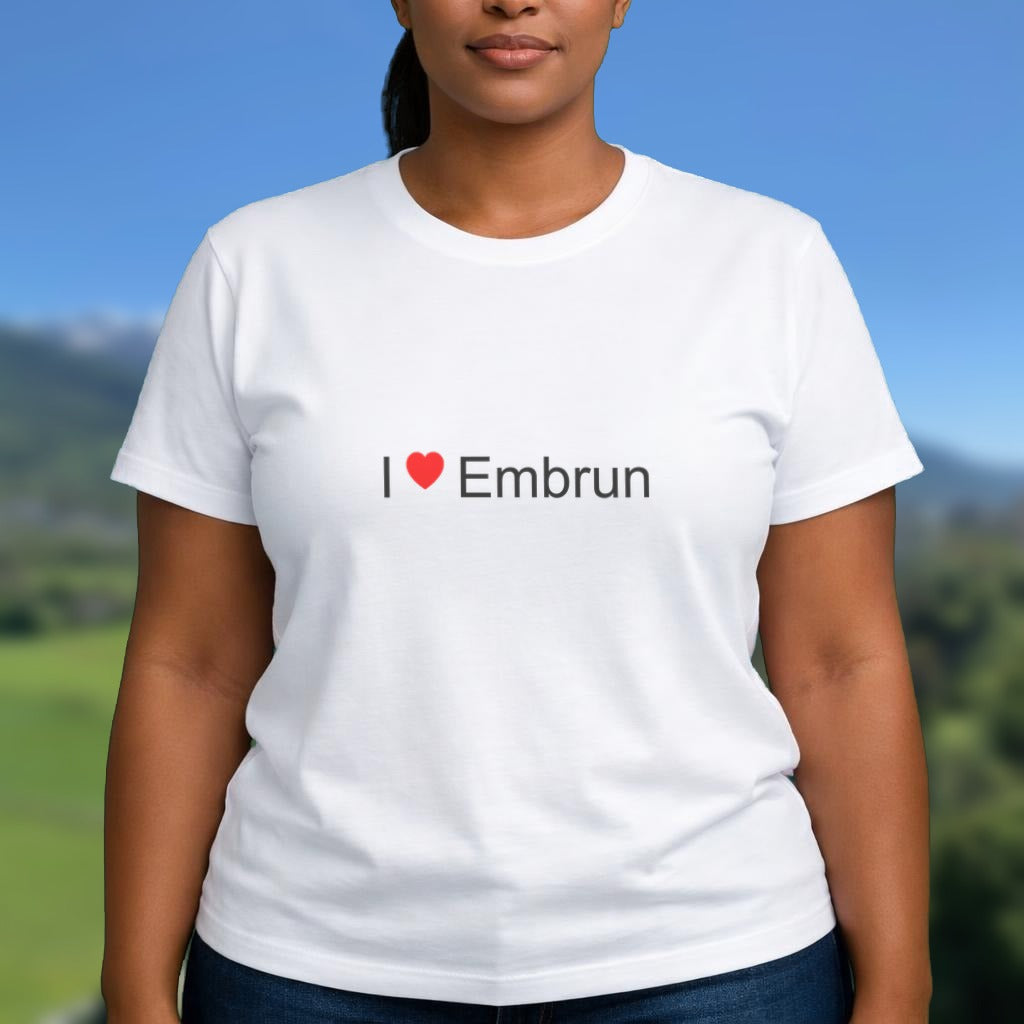 T-shirt I love Embrun porté