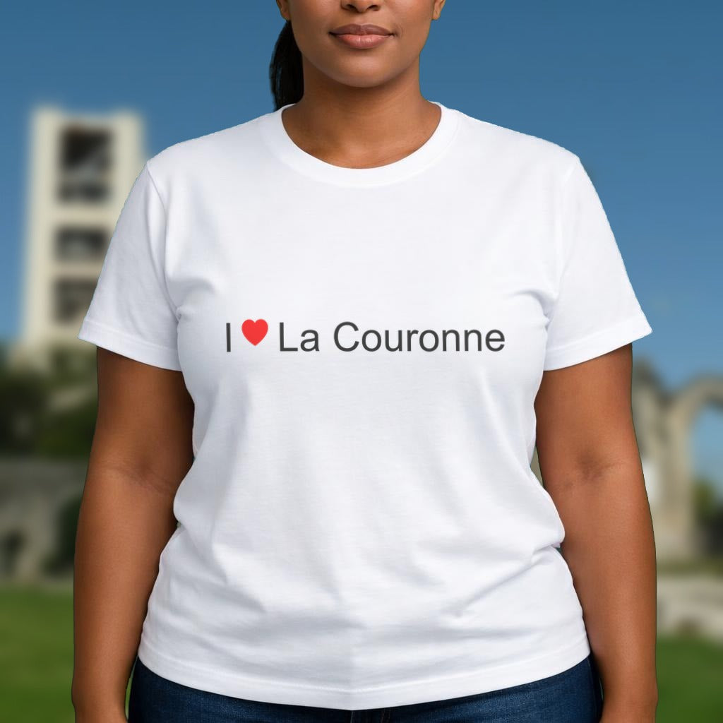 T-shirt I love La Couronne porté