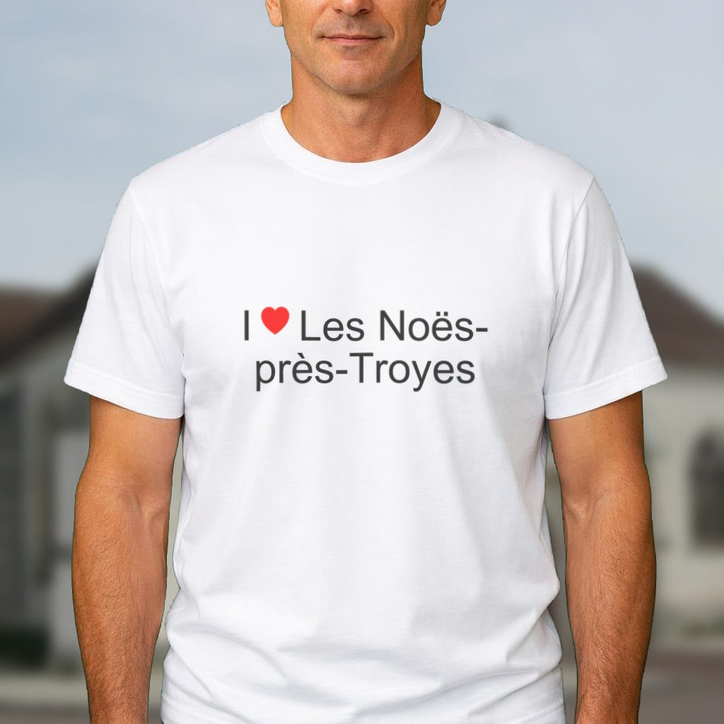 T-shirt I love Les Noës-près-Troyes porté