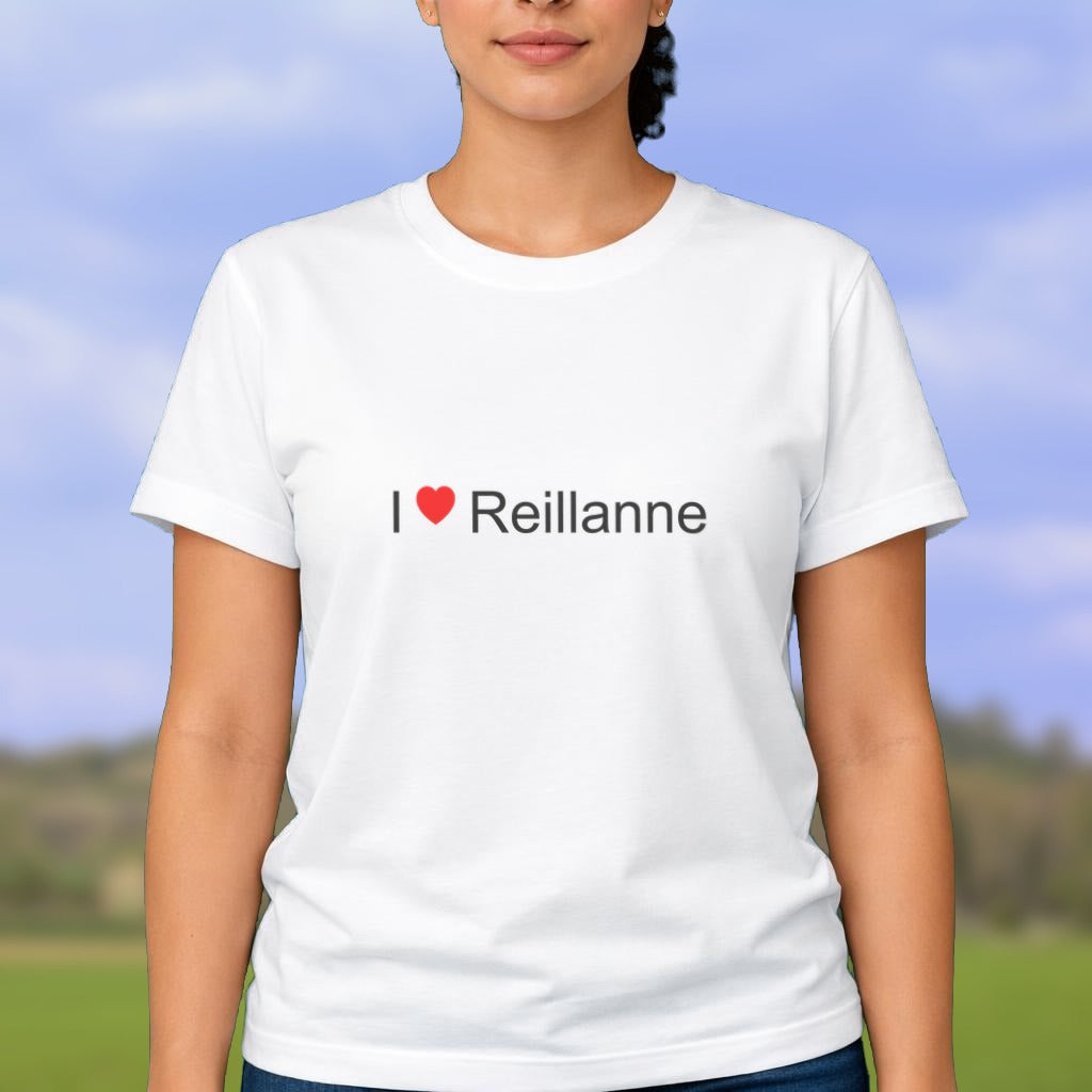 T-shirt I love Reillanne porté
